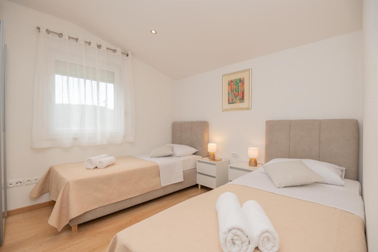 Holiday Home Terra Roca - Imotski, Natural Environment With Complete Peace And Quiet. Экстерьер фото