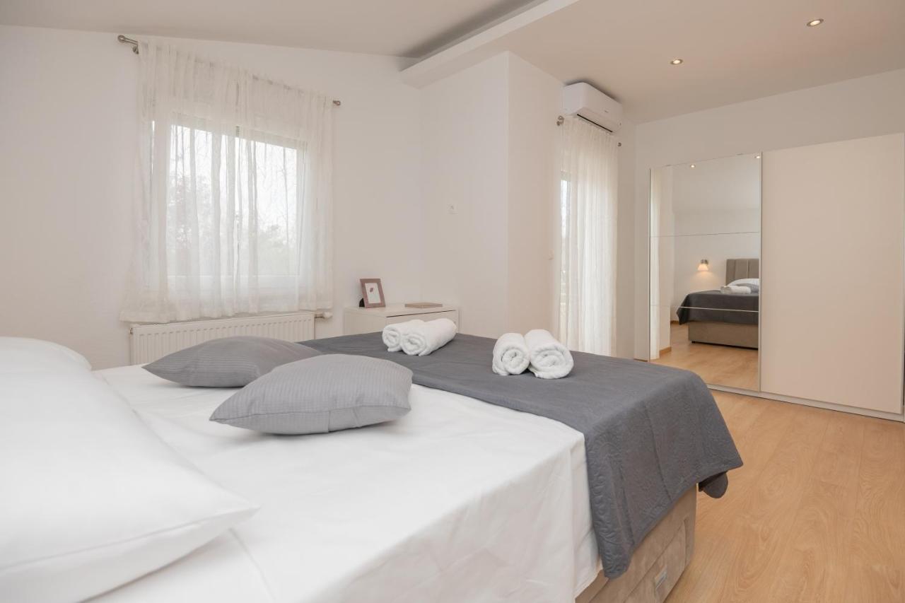 Holiday Home Terra Roca - Imotski, Natural Environment With Complete Peace And Quiet. Экстерьер фото
